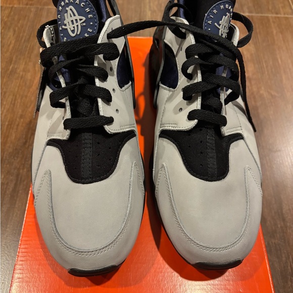 Men’s Nike Air Limited Edition Huarache Size 12 - Picture 4 of 15